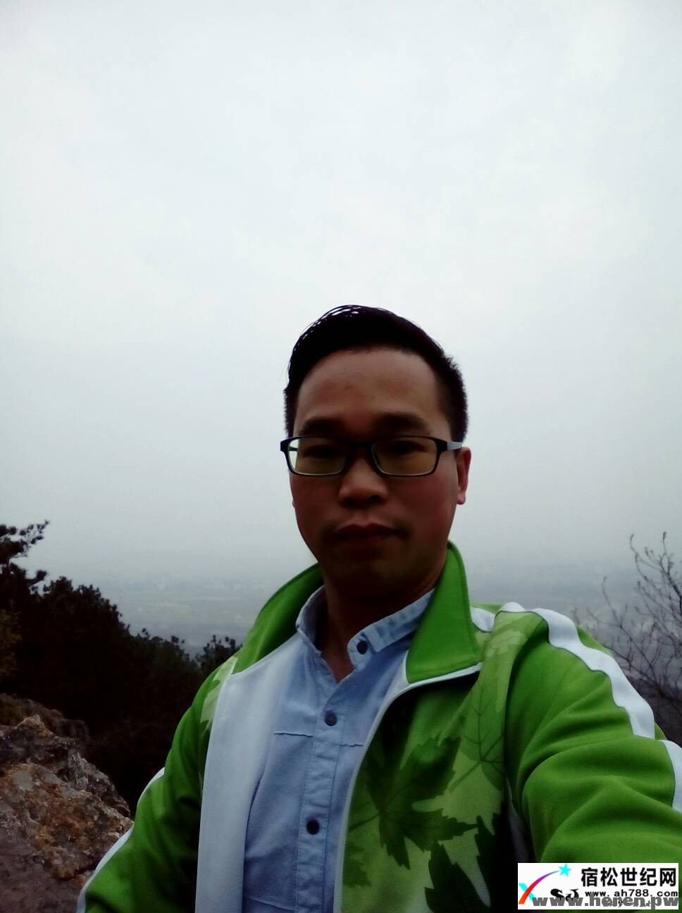 何仁今晨独行马鞍山 (2).jpg