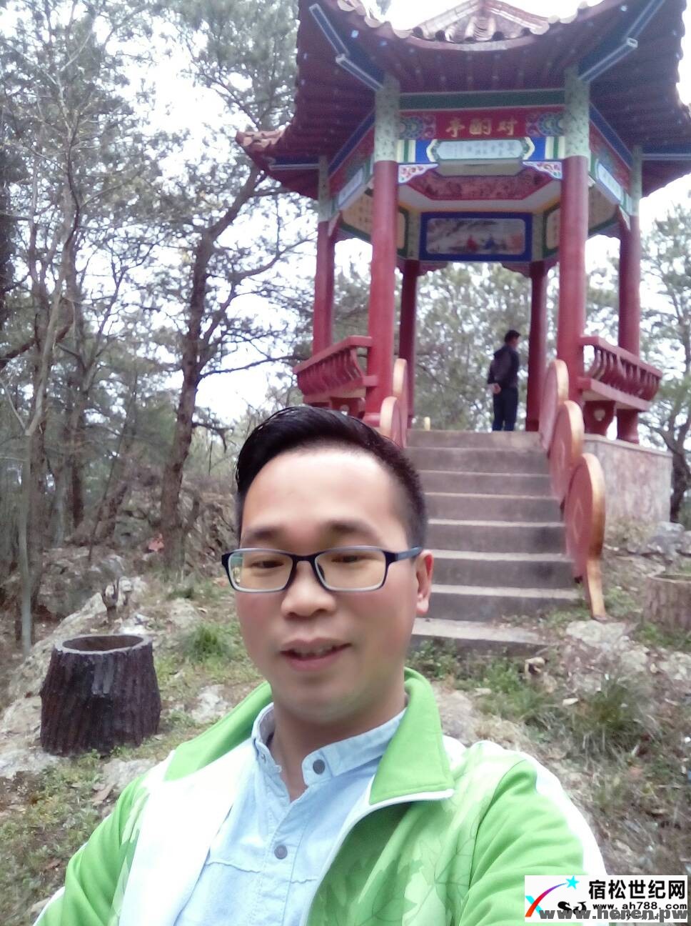 何仁今晨独行马鞍山 (4).jpg